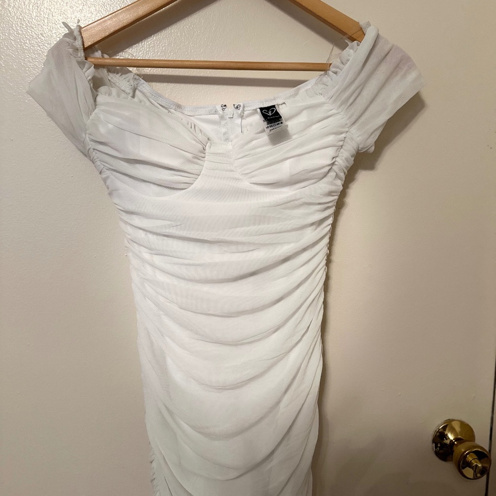 Windsor off shoulder cute dress